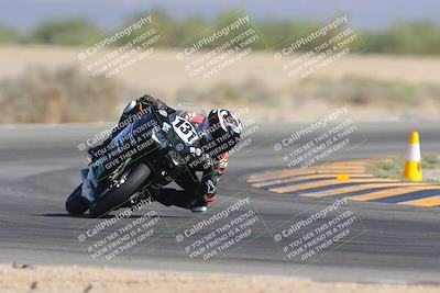 media/Oct-08-2023-CVMA (Sun) [[dbfe88ae3c]]/Race 11 500 Supersport-350 Supersport/